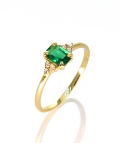 emerald ring
